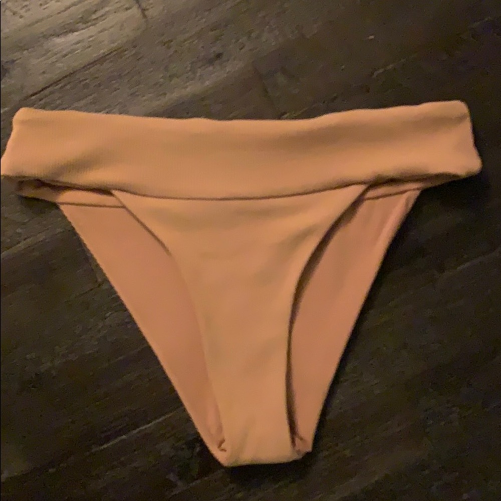 L Space Small Bikini Bottom - Ribbed